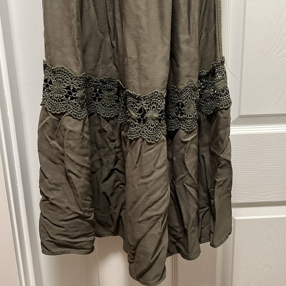 ZESICA Women Casual Crew Neck Flutter Sleeve Smocked High size small army green - Picture 5 of 9